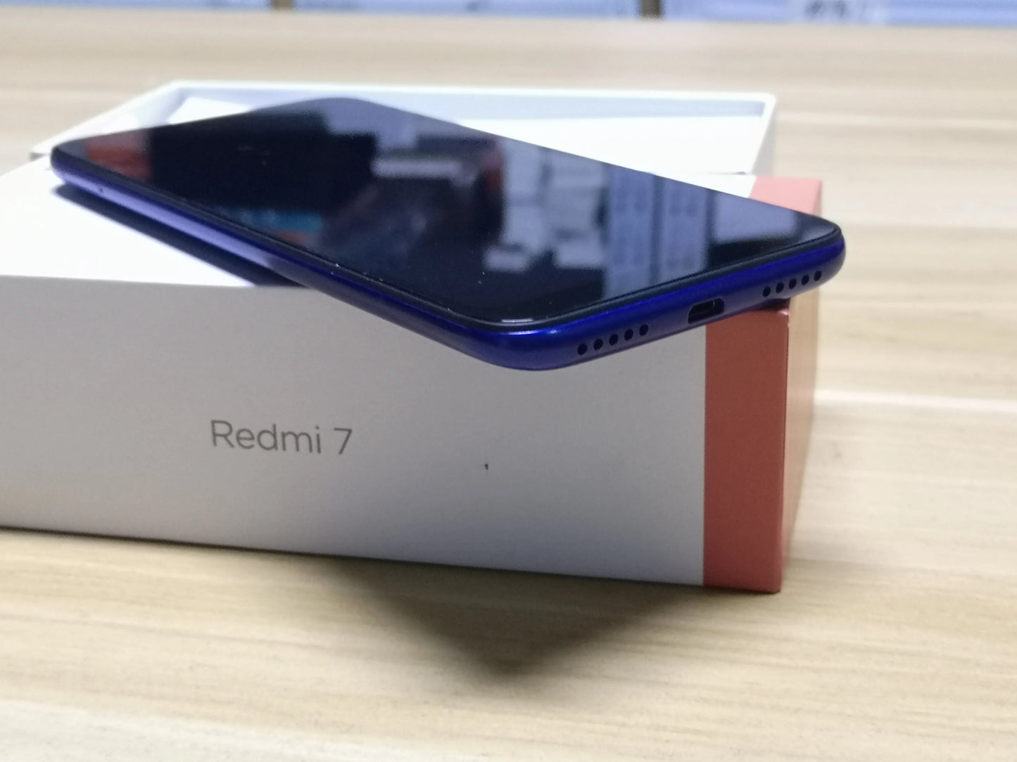 Teléfono móvil Xiaomi Redmi 7 con funda para teléfono, teléfono móvil Dual SIM Solt, teléfono móvil Android, cámara Dual, teléfono usado